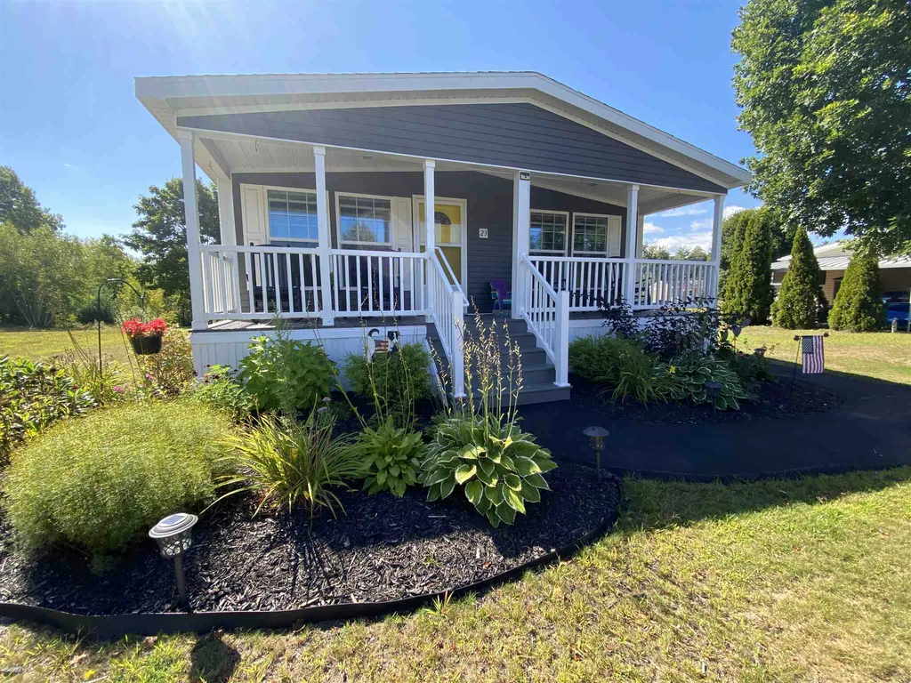 23 Tamarack Lane Rochester NH 03867