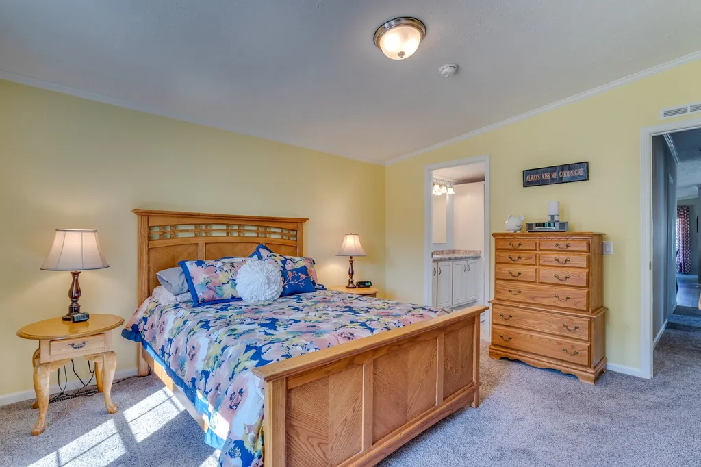 23 Tamarack Lane Rochester NH 03867