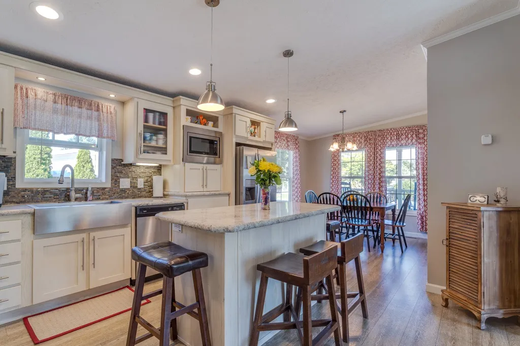 23 Tamarack Lane Rochester NH 03867