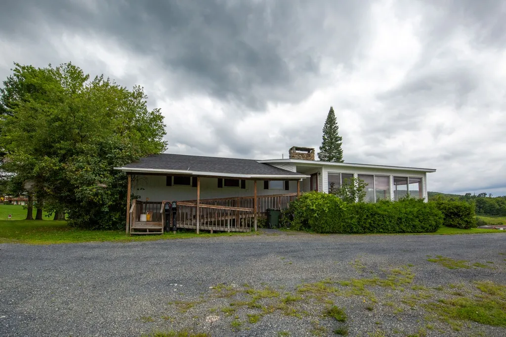 1621 Vt Route 128 Westford VT 05494