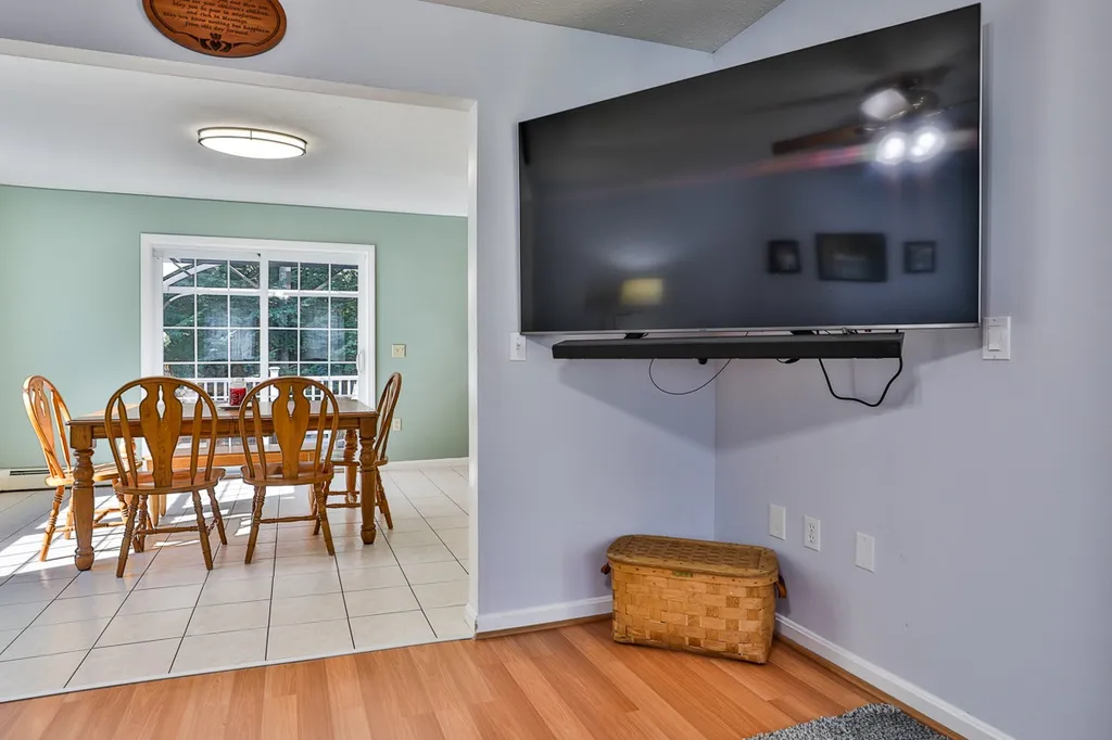 139 Horizon Lane Candia NH 03034