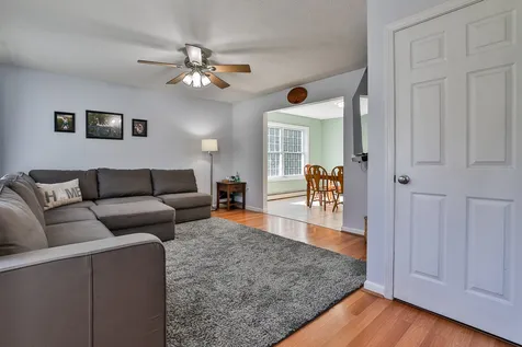 139 Horizon Lane Candia NH 03034