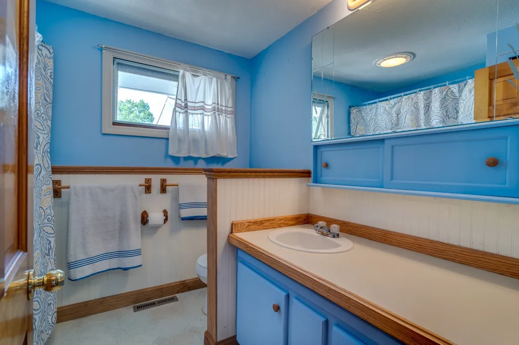 143 Sullivan Street Berwick ME 03901