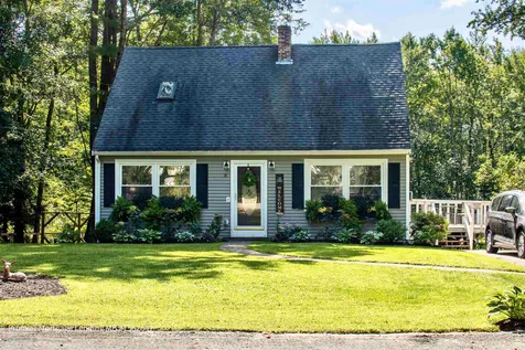 38 Quaker Street Newton NH 03858