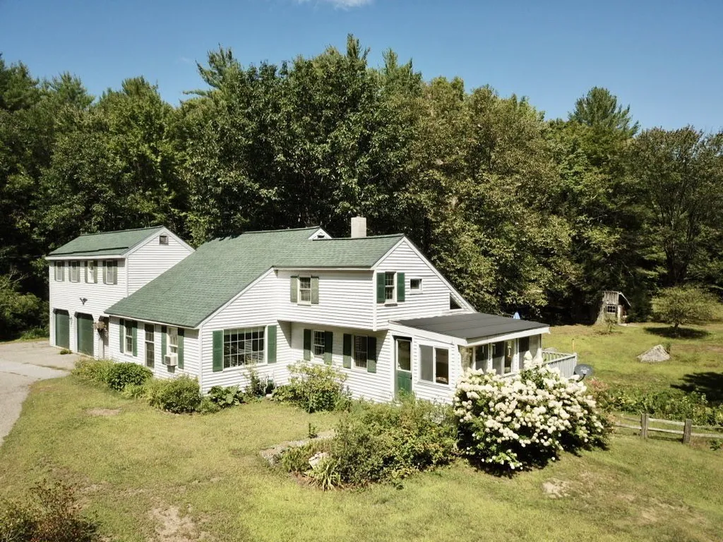 42 Cross Hill Road Wilmot NH 03287