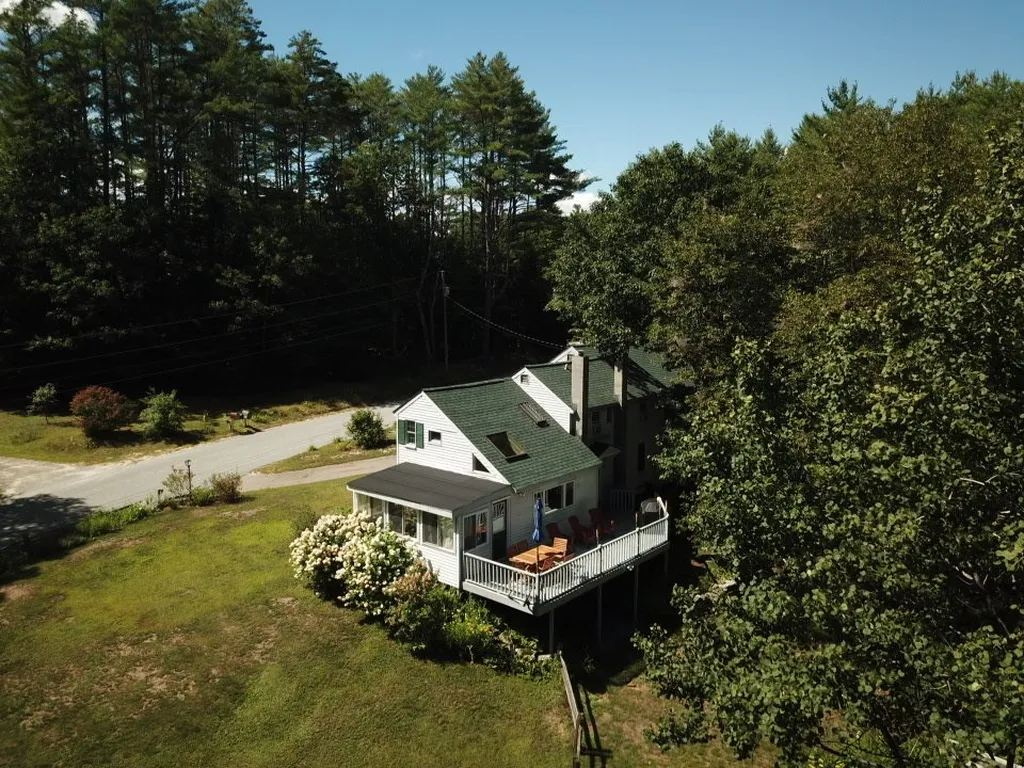 42 Cross Hill Road Wilmot NH 03287