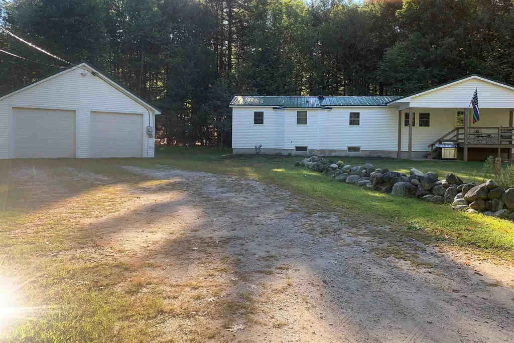 177 Ragged Mountain Road Danbury NH 03230