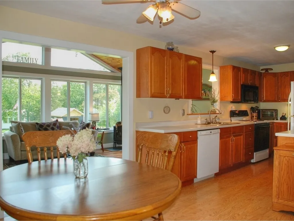 5829 Shelburne Road Shelburne VT 05482