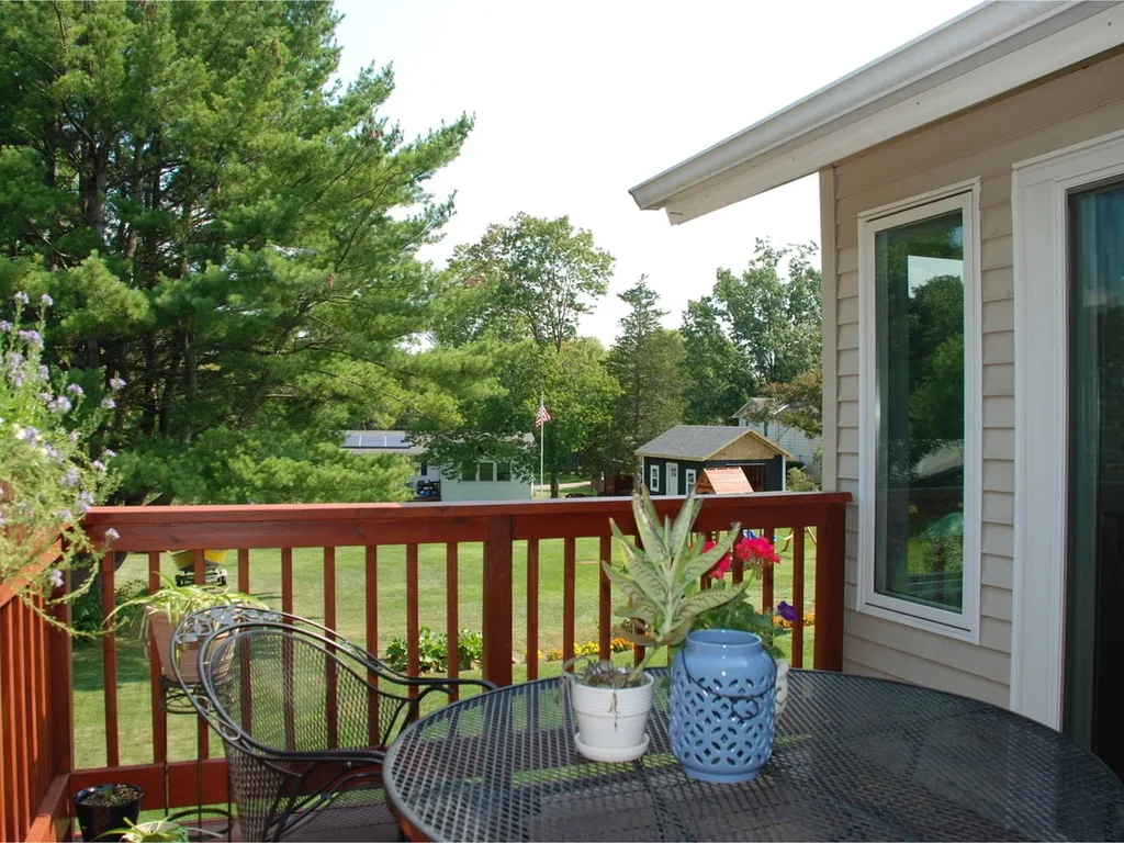 5829 Shelburne Road Shelburne VT 05482