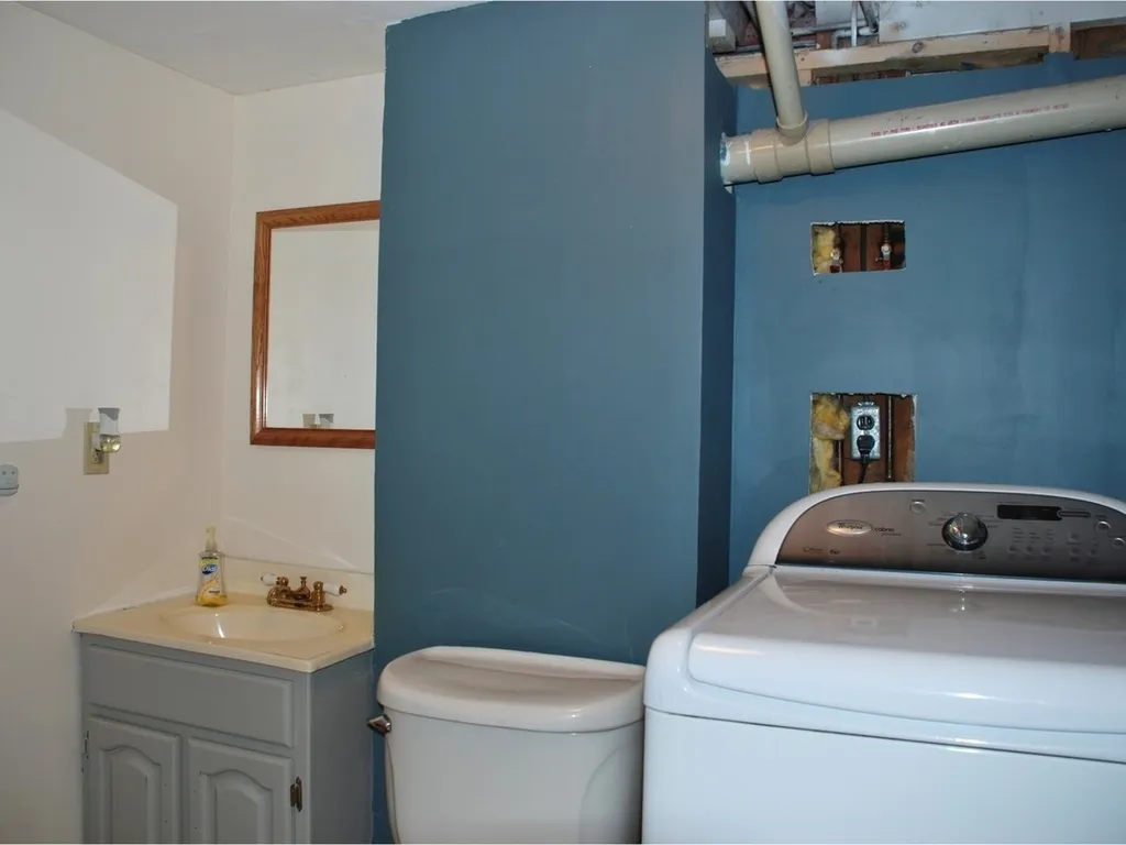 5829 Shelburne Road Shelburne VT 05482