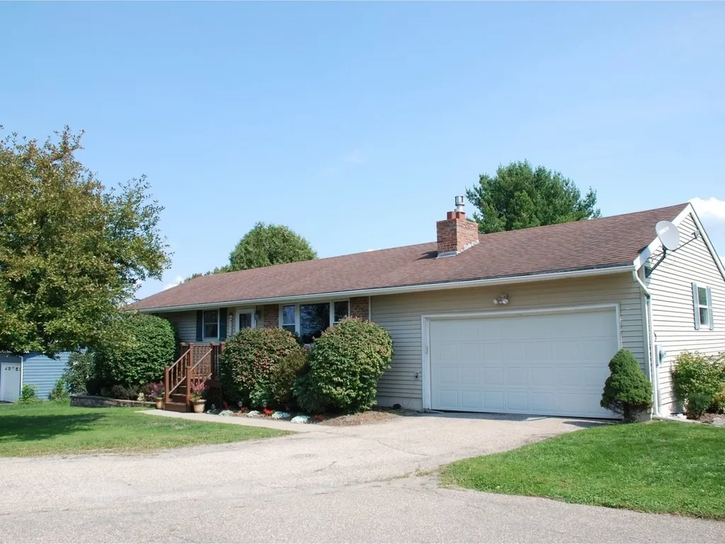 5829 Shelburne Road Shelburne VT 05482