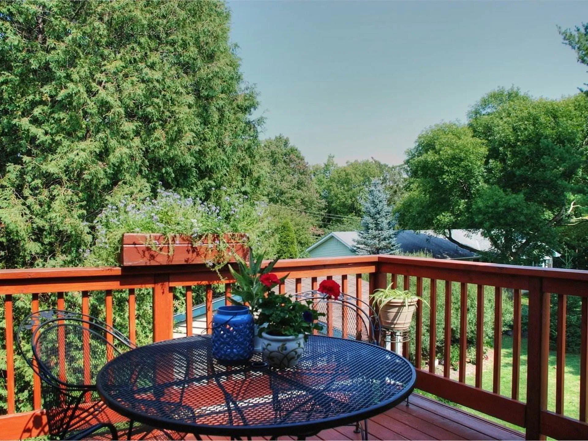 5829 Shelburne Road Shelburne VT 05482