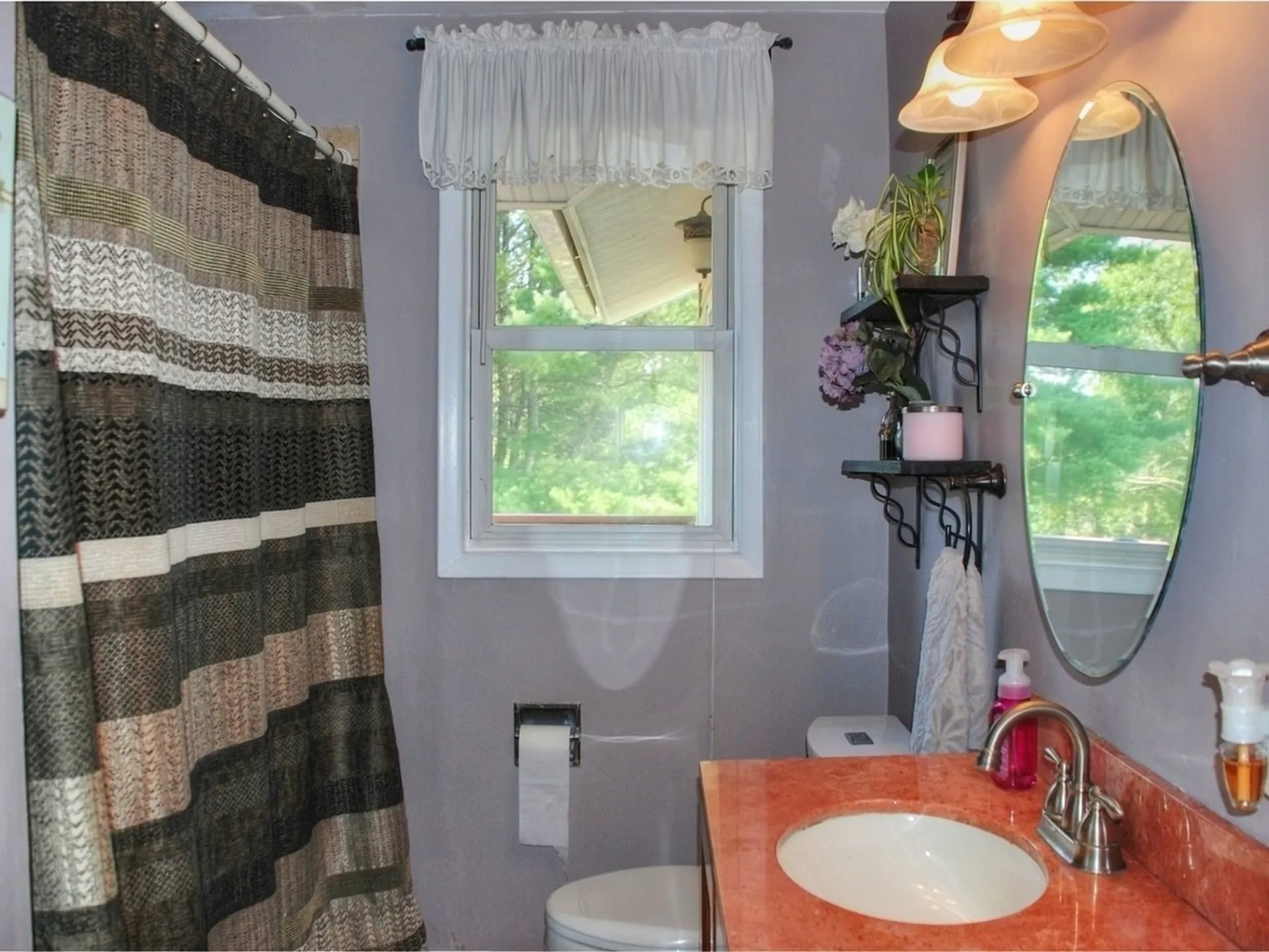 5829 Shelburne Road Shelburne VT 05482