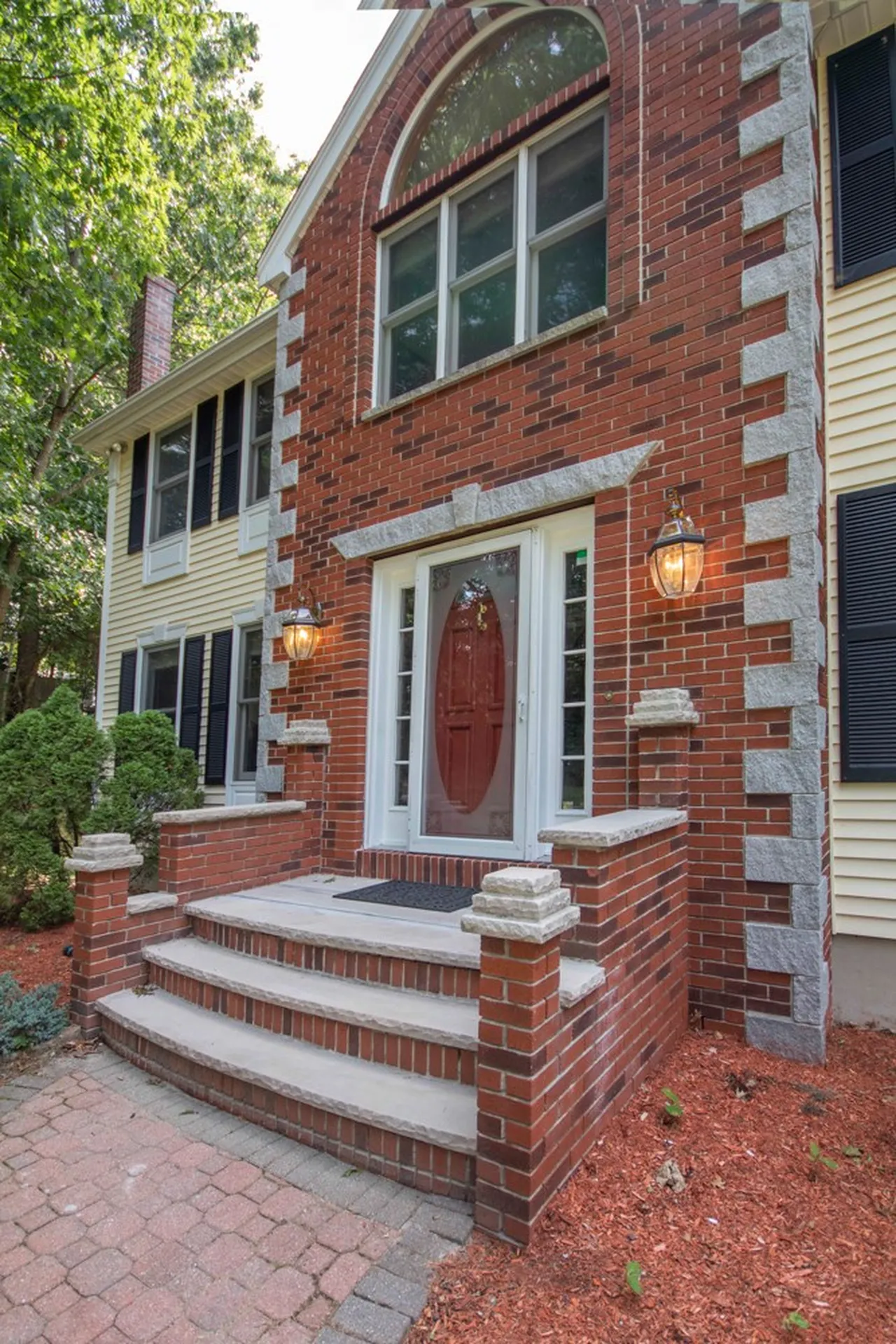42 Anthony Drive Londonderry NH 03053