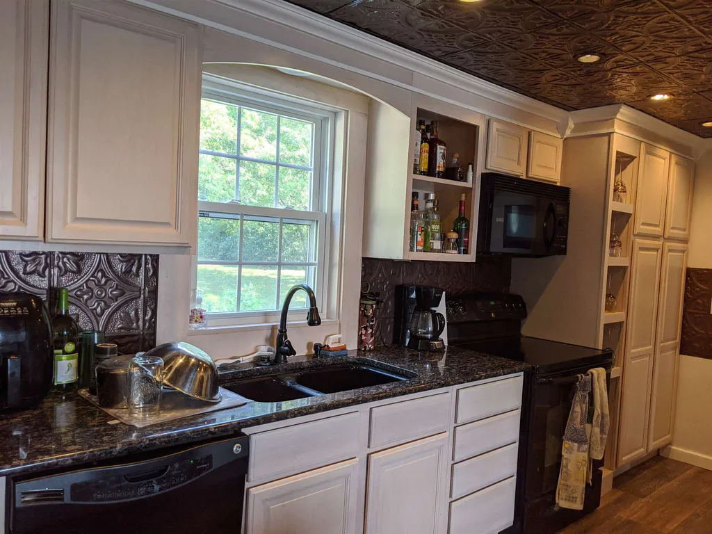 1781 Lafayette Road Portsmouth NH 03801