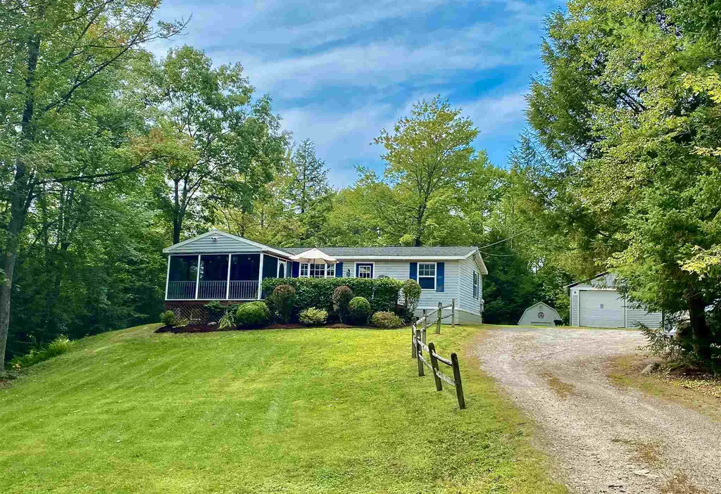 93 Whitcher Road Newport NH 03773