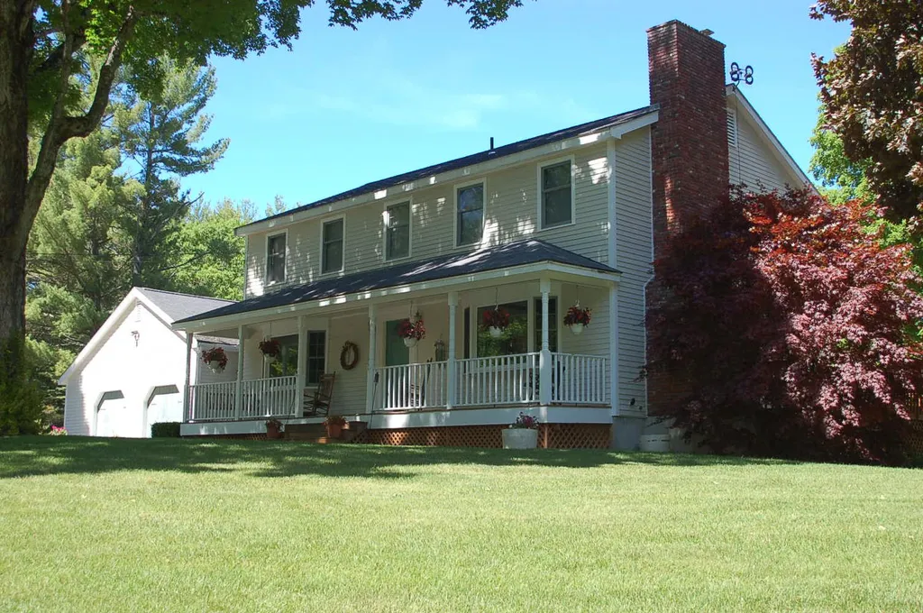 44 Ray Road Dunbarton NH 03046