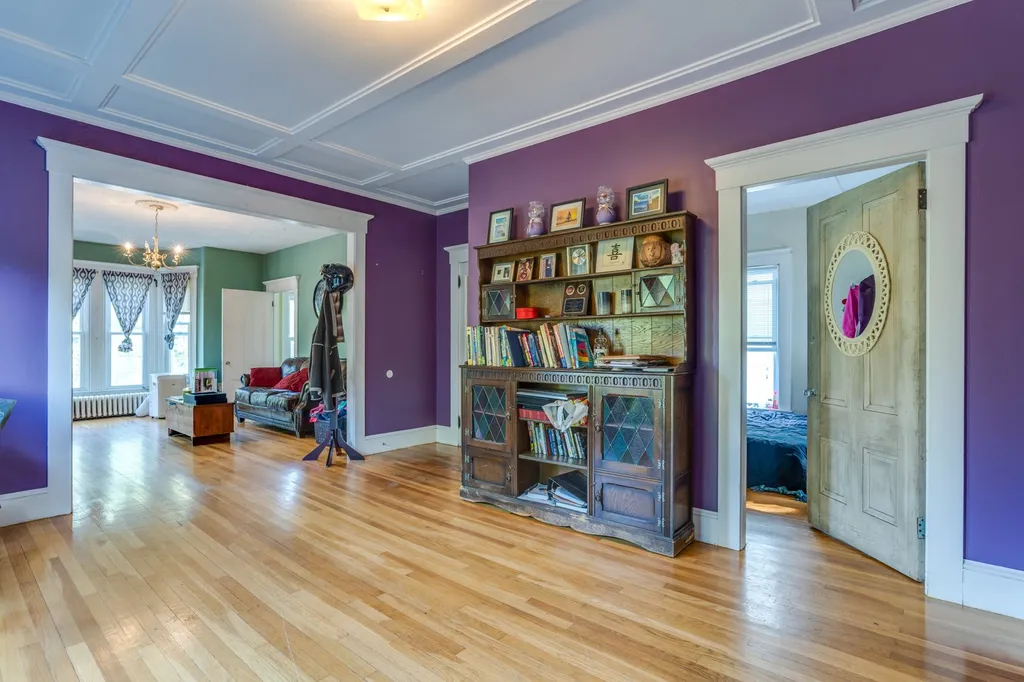 207 High Street Somersworth NH 03878