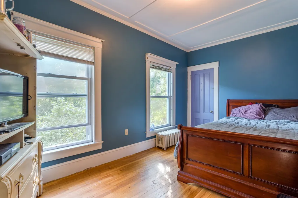 207 High Street Somersworth NH 03878