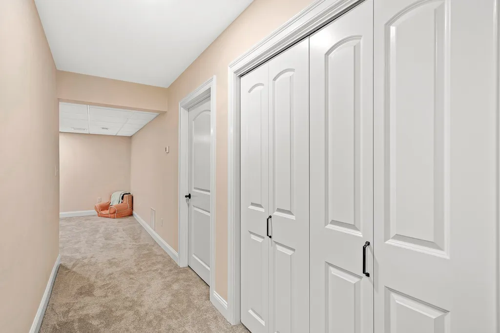 41 Silver Brook Road Salem NH 03079