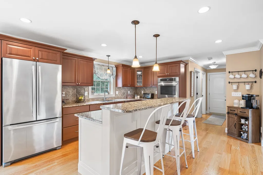 41 Silver Brook Road Salem NH 03079