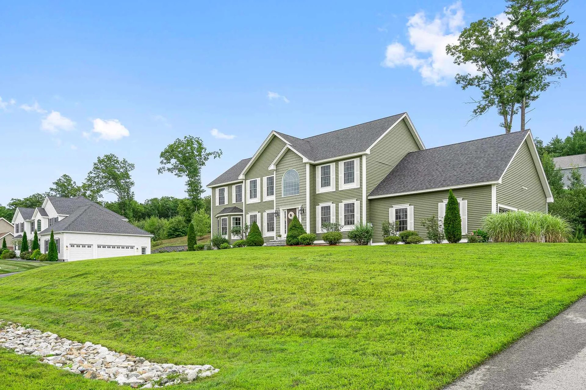 41 Silver Brook Road Salem NH 03079