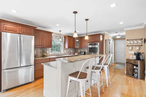 41 Silver Brook Road Salem NH 03079