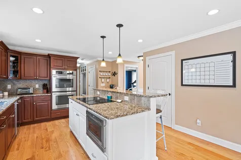 41 Silver Brook Road Salem NH 03079