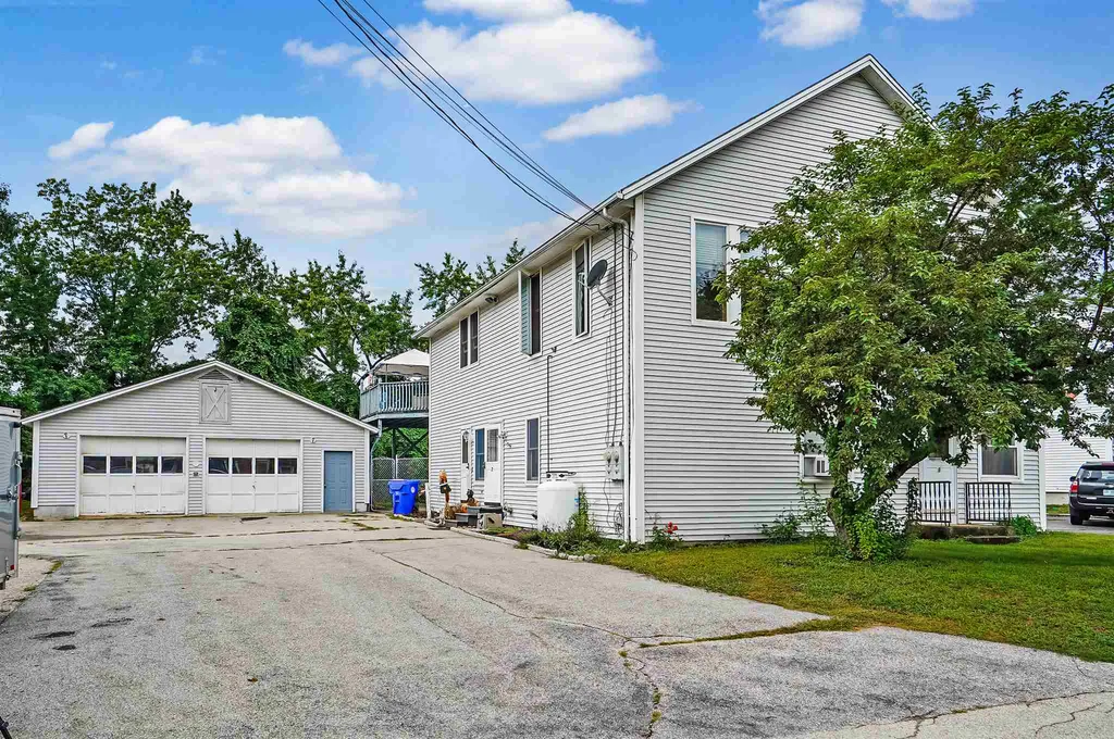 398 Riverdale Avenue Manchester NH 03103