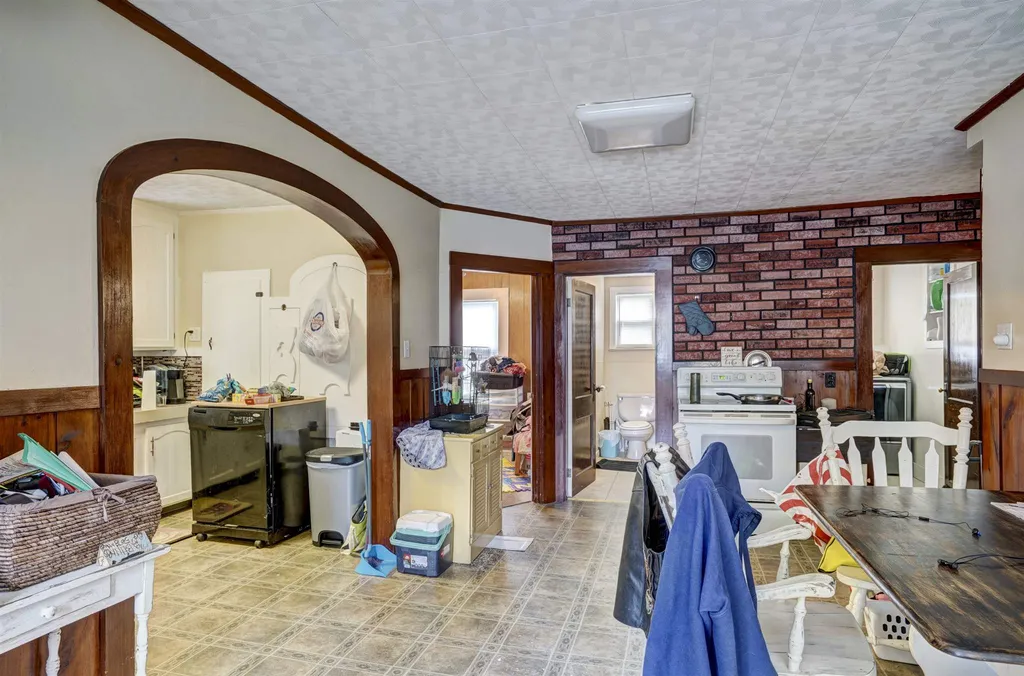 398 Riverdale Avenue Manchester NH 03103