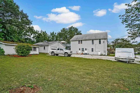 398 Riverdale Avenue Manchester NH 03103