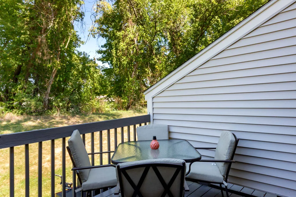 232 Fox Hollow Drive Hudson NH 03051