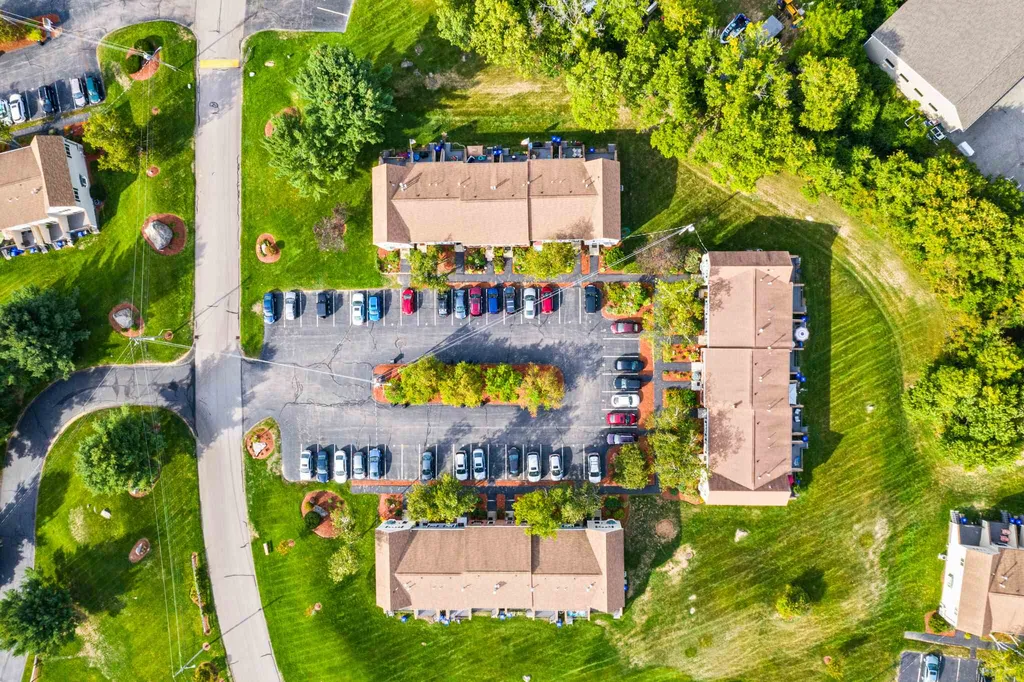 232 Fox Hollow Drive Hudson NH 03051
