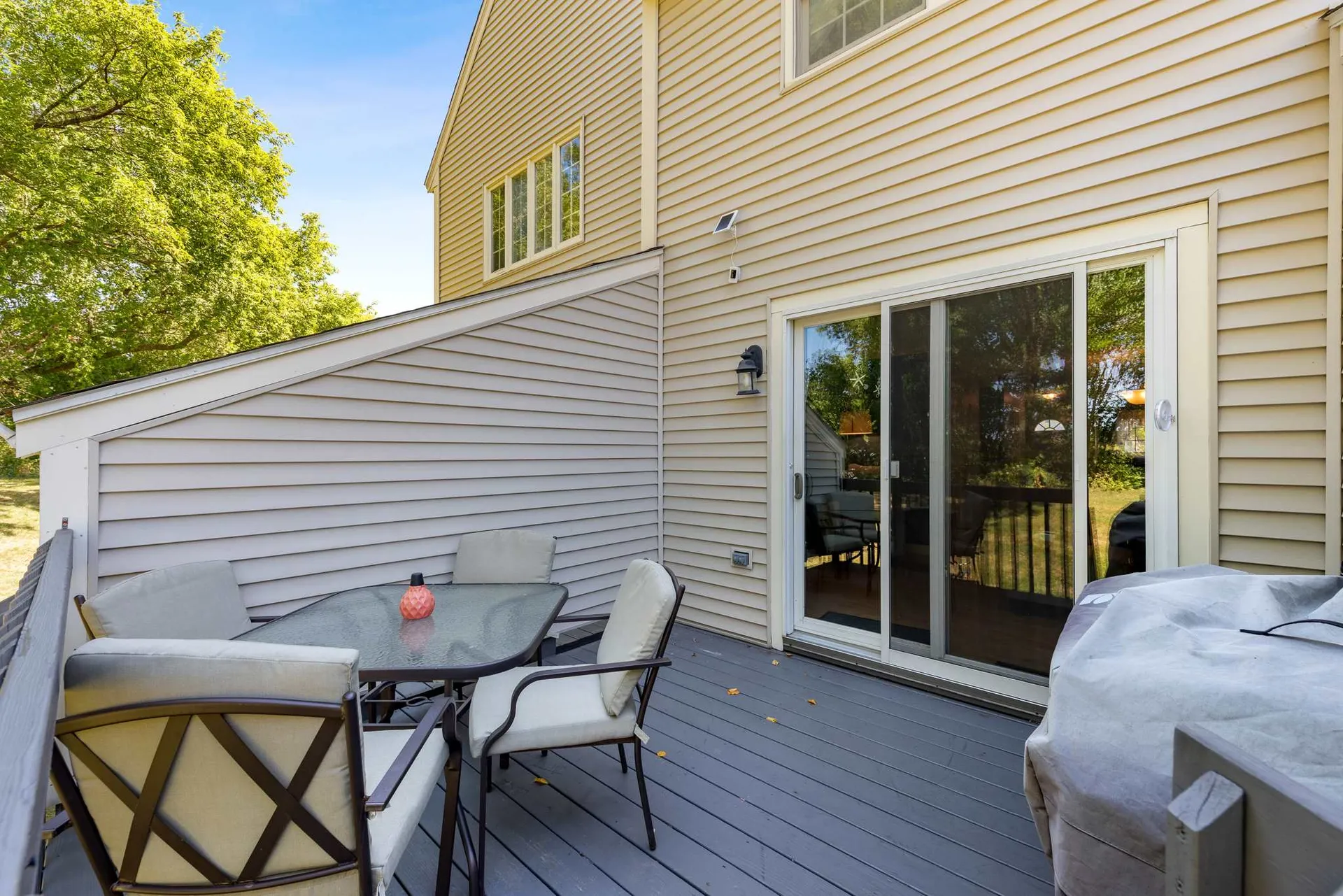 232 Fox Hollow Drive Hudson NH 03051