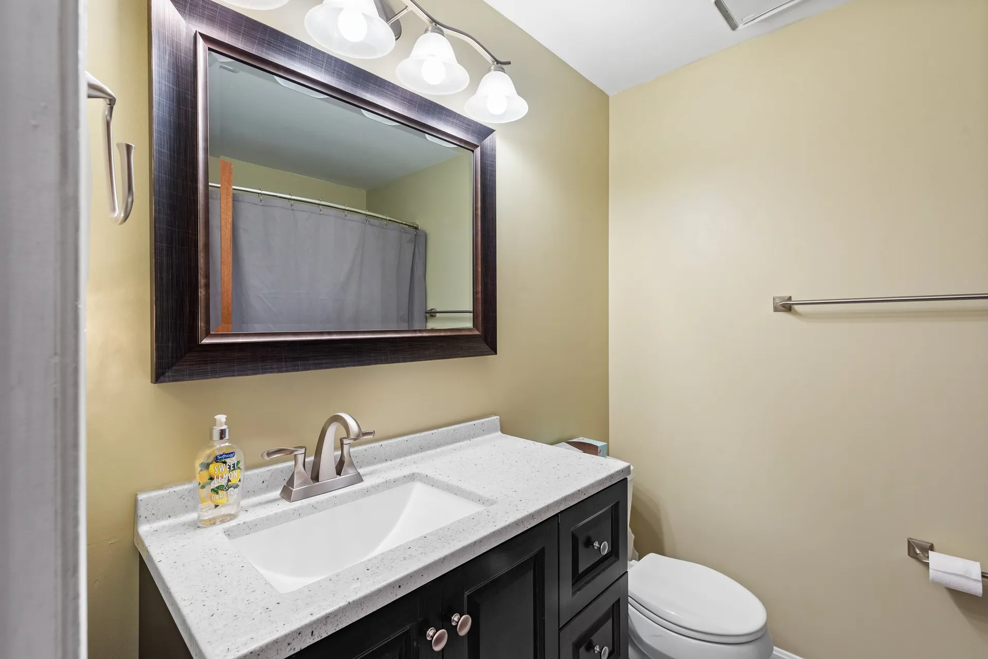232 Fox Hollow Drive Hudson NH 03051