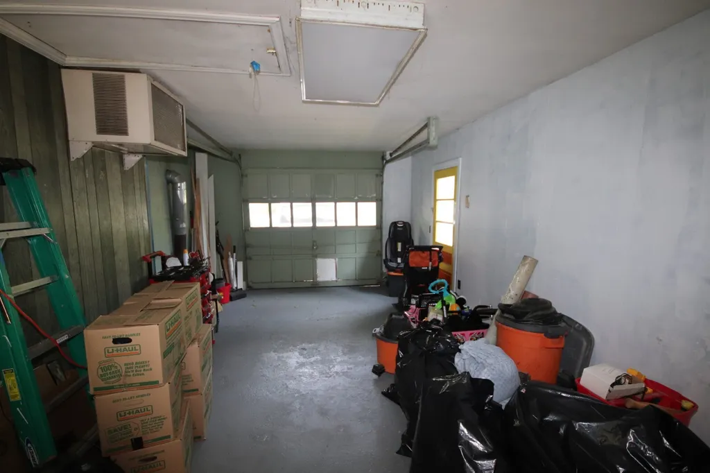 64 Bellamy Road Dover NH 03820-4324