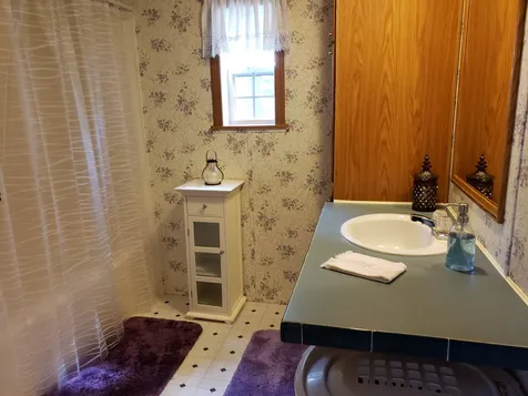 90 Dow Avenue Franconia NH 03580