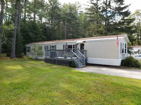 90 Dow Avenue Franconia NH 03580