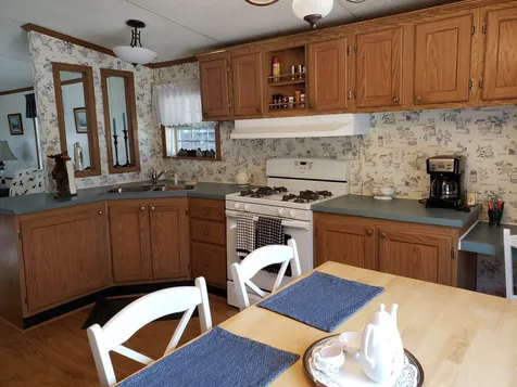 90 Dow Avenue Franconia NH 03580