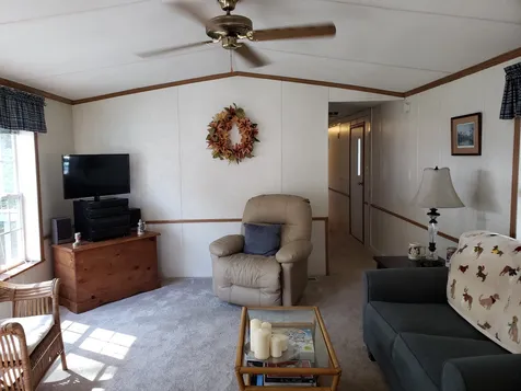 90 Dow Avenue Franconia NH 03580