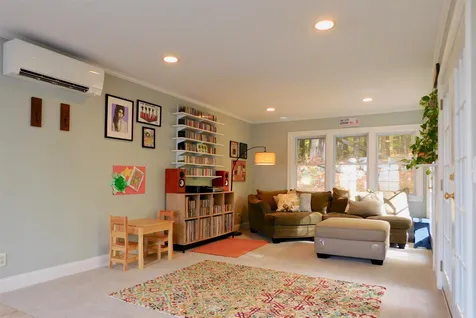 337 Barrett Road New London NH 03257
