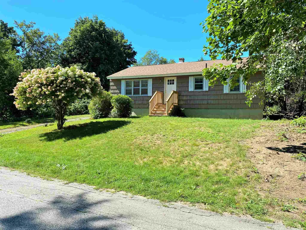 5 Leary Court Exeter NH 03833