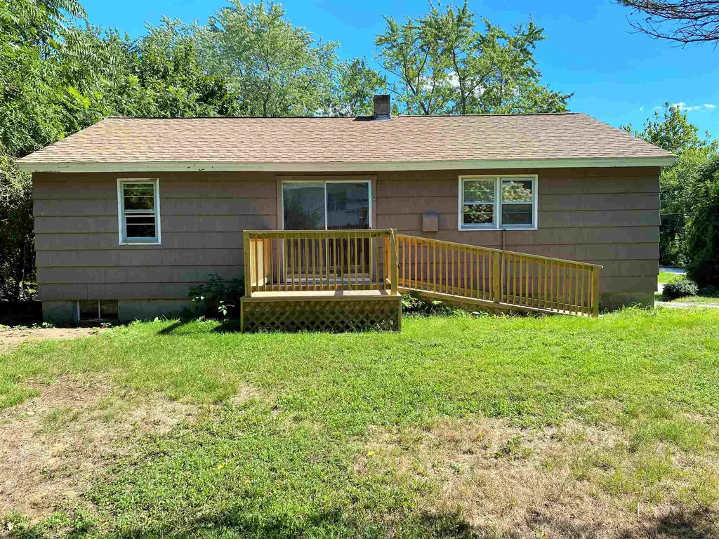 5 Leary Court Exeter NH 03833