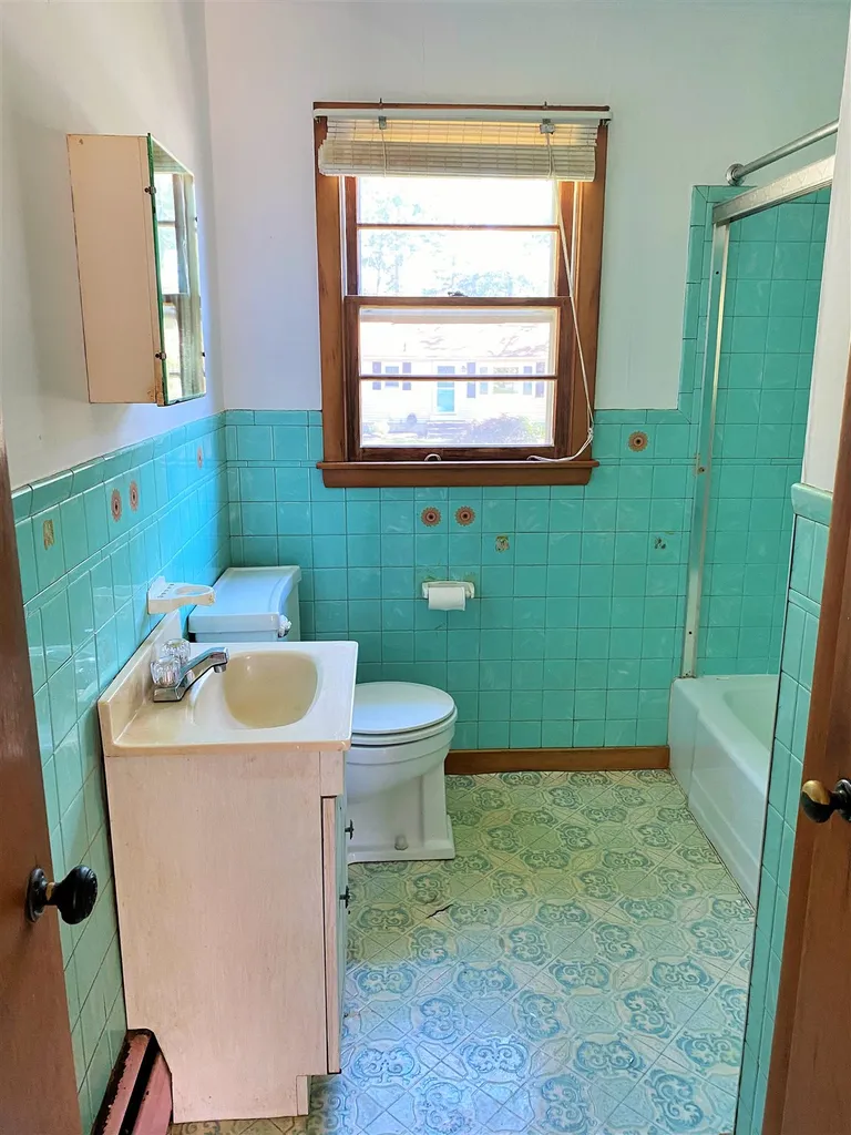5 Leary Court Exeter NH 03833