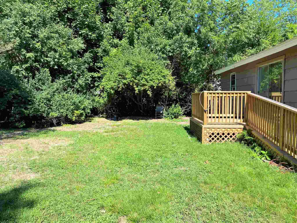 5 Leary Court Exeter NH 03833