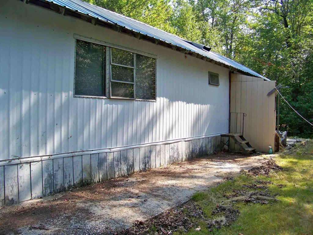 499 Kinsman Road Grafton NH 03240