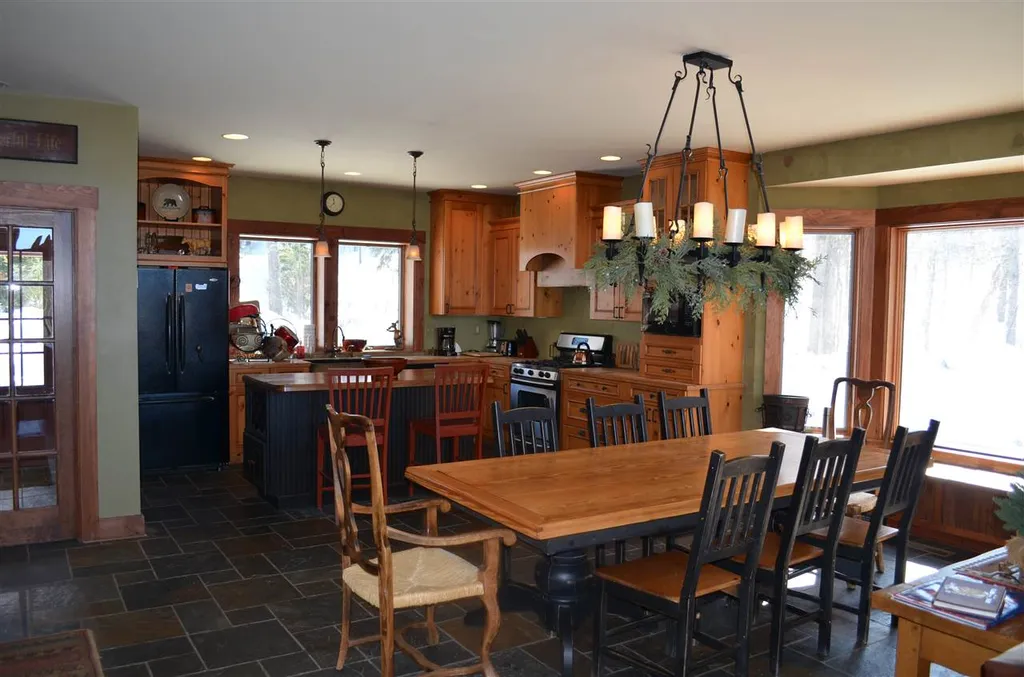 286 Echo View Road Plymouth VT 05056