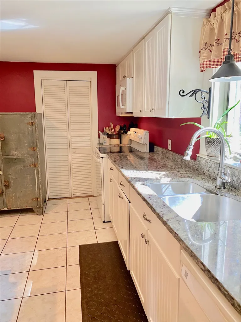 101 River Road Allenstown NH 03275