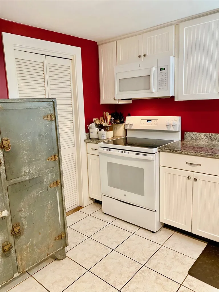 101 River Road Allenstown NH 03275