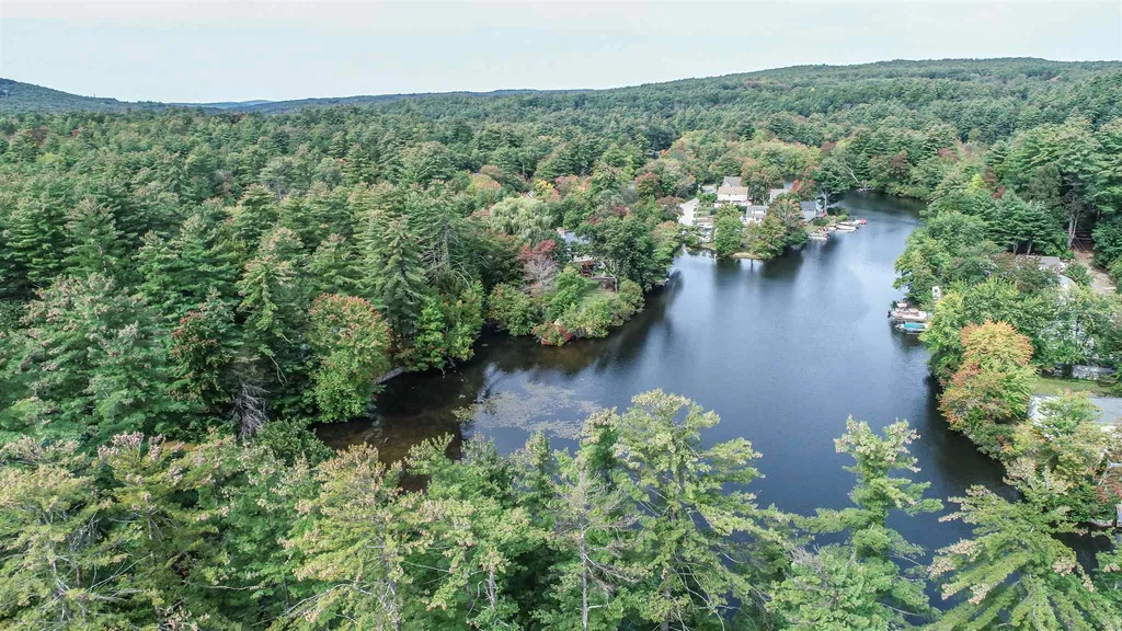 96 Lynchville Park Road Goffstown NH 03045